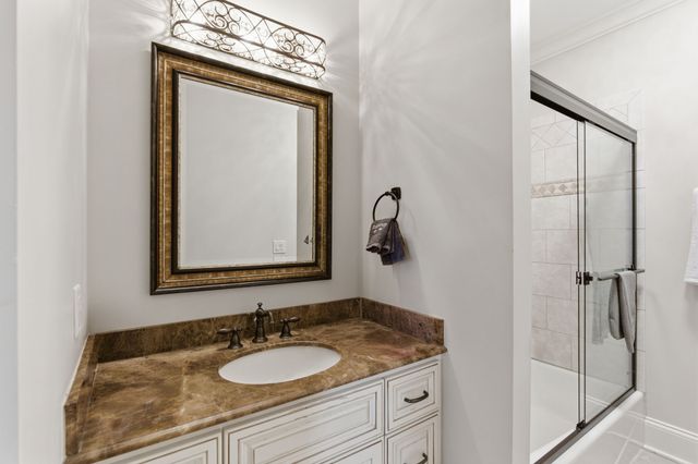 1224 Otter Creek Rd, Nashville, TN 37215