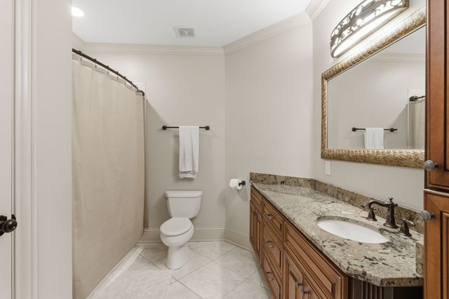 1224 Otter Creek Rd, Nashville, TN 37215