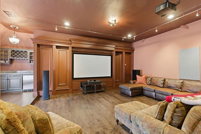 1224 Otter Creek Rd, Nashville, TN 37215