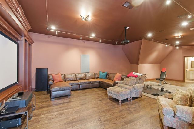 1224 Otter Creek Rd, Nashville, TN 37215