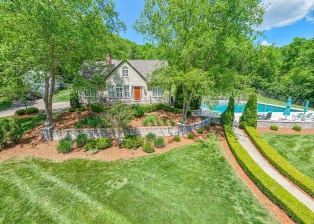 1224 Otter Creek Rd, Nashville, TN 37215