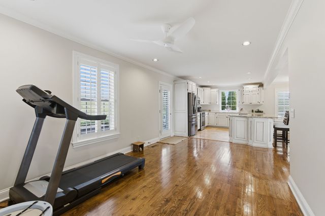 1224 Otter Creek Rd, Nashville, TN 37215