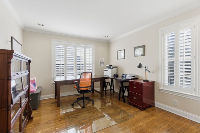 1224 Otter Creek Rd, Nashville, TN 37215