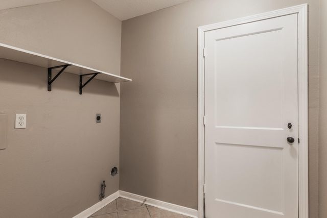 7415 Broken Ridge Drive, Houston, TX 77095