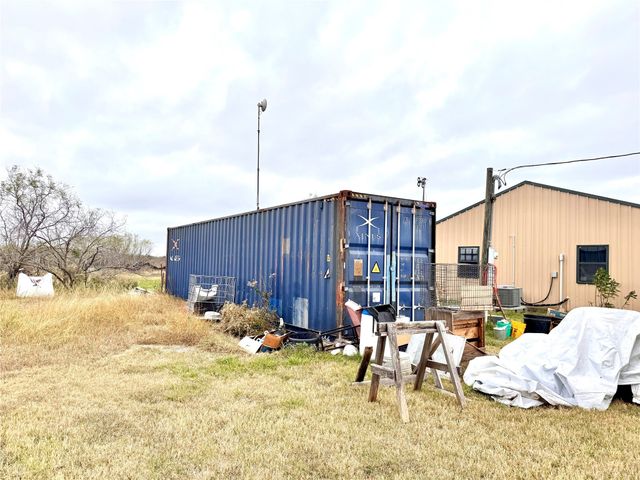 869 State Highway 171, Hubbard, TX 76648