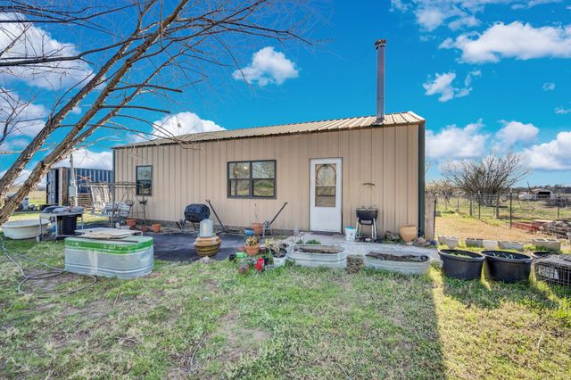869 State Highway 171, Hubbard, TX 76648