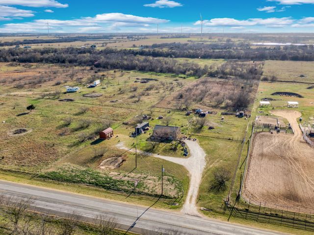 869 State Highway 171, Hubbard, TX 76648