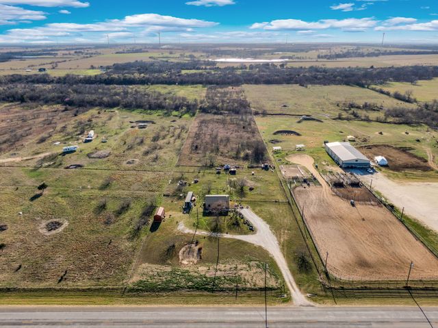 869 State Highway 171, Hubbard, TX 76648