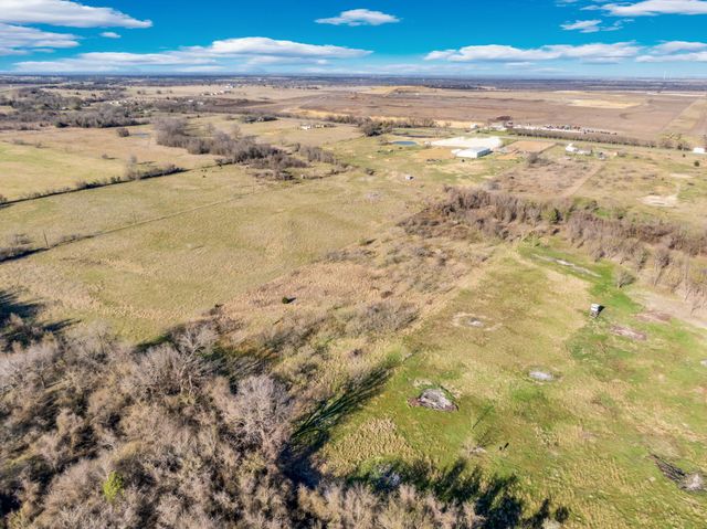 869 State Highway 171, Hubbard, TX 76648