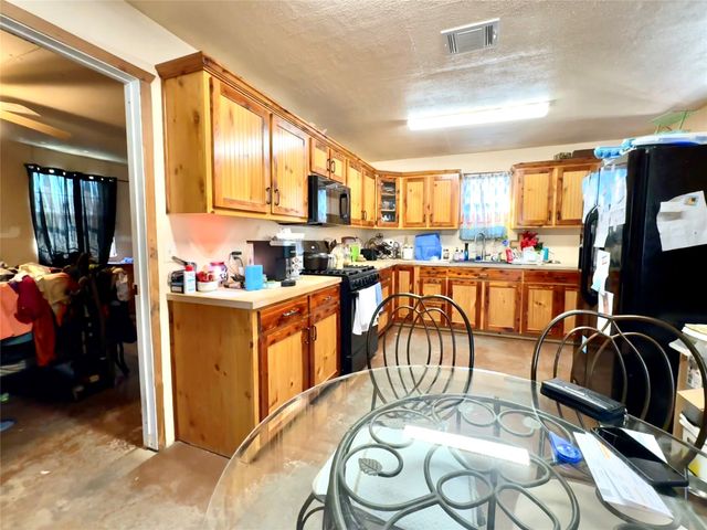 869 State Highway 171, Hubbard, TX 76648