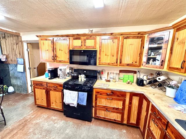 869 State Highway 171, Hubbard, TX 76648