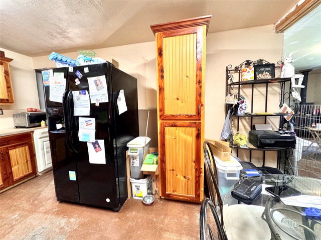 869 State Highway 171, Hubbard, TX 76648