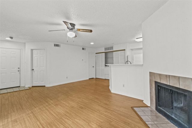 2300 Old Spanish Trail 1011, Houston, TX 77054