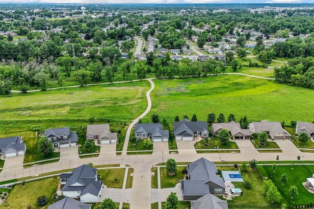 884 Archer Drive, Marion, IA 52302