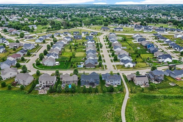 884 Archer Drive, Marion, IA 52302