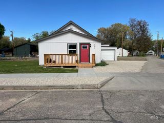 480 S 2nd East, Mountain Home, ID 83647