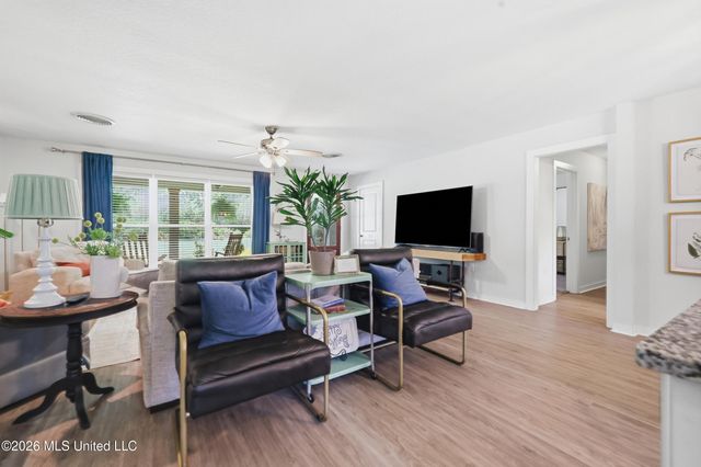 8801 Dixie Street, Ocean Springs, Ocean Springs, MS 39564