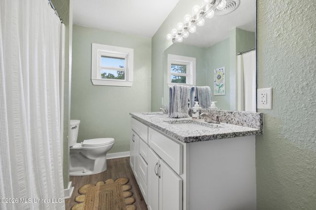 8801 Dixie Street, Ocean Springs, Ocean Springs, MS 39564