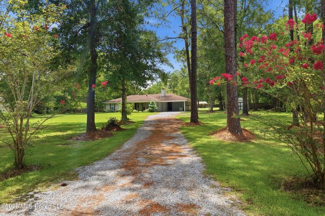 8801 Dixie Street, Ocean Springs, Ocean Springs, MS 39564