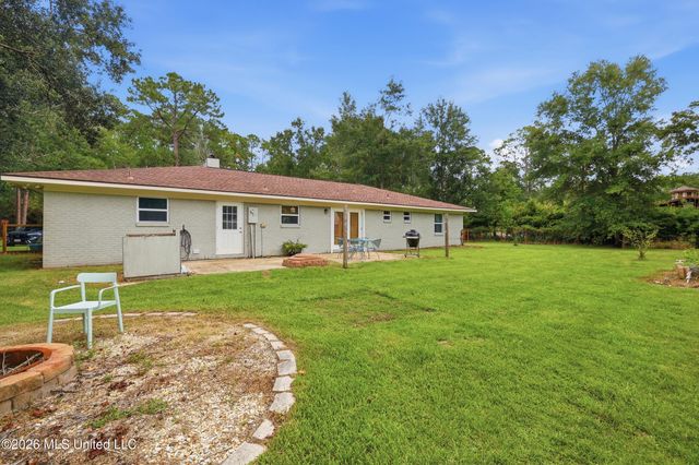 8801 Dixie Street, Ocean Springs, Ocean Springs, MS 39564