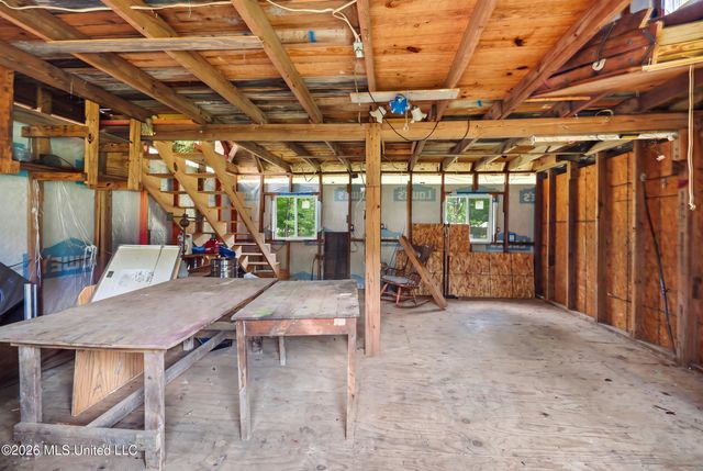 8801 Dixie Street, Ocean Springs, Ocean Springs, MS 39564