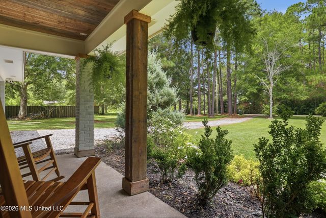 8801 Dixie Street, Ocean Springs, Ocean Springs, MS 39564