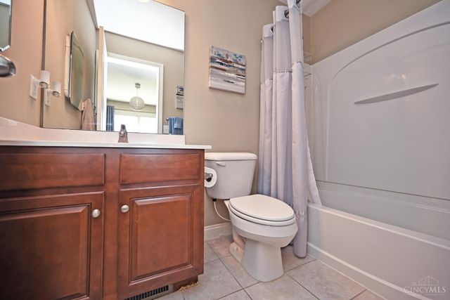 6140 Winding Creek Boulevard, Liberty Twp, OH 45011