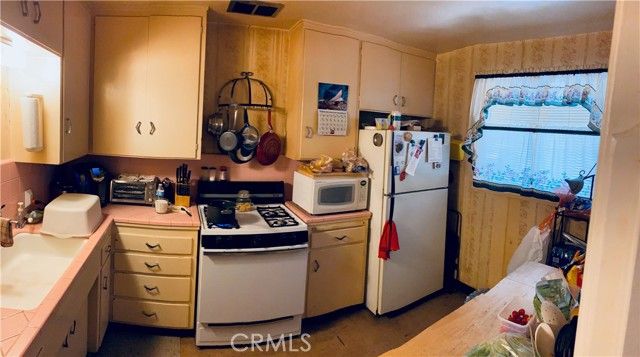 2410 S Street, Merced, CA 95340