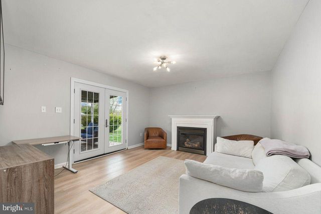 306 VASSAR DR, Newark, DE 19711