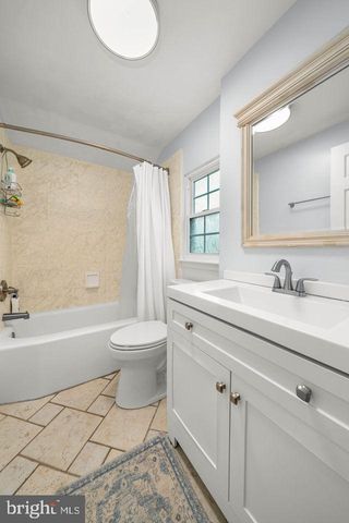 306 VASSAR DR, Newark, DE 19711