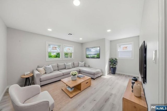 551 Schuyler Avenue, North Arlington, NJ 07031