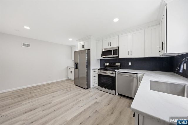 551 Schuyler Avenue, North Arlington, NJ 07031