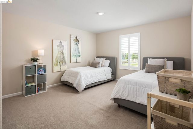 5591 Saddle Rock Ln, Antioch, CA 94531