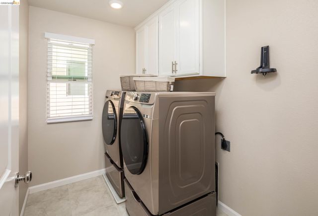 5591 Saddle Rock Ln, Antioch, CA 94531