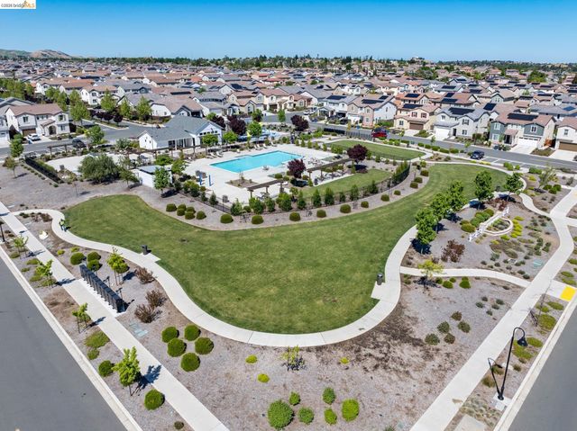 5591 Saddle Rock Ln, Antioch, CA 94531