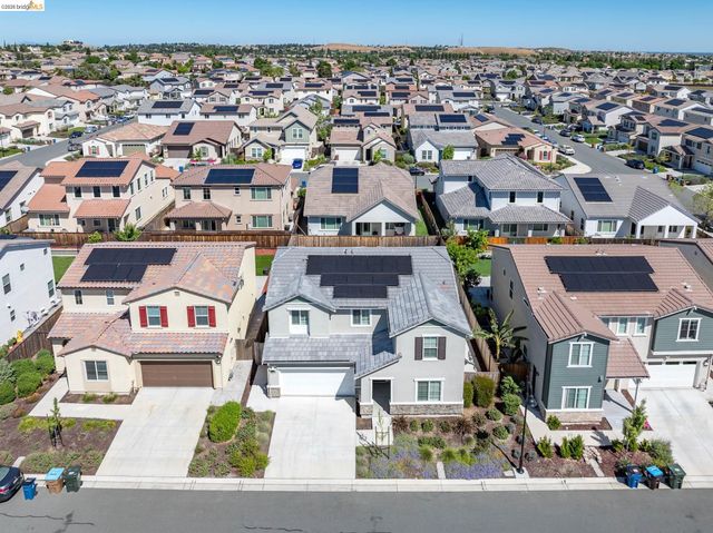 5591 Saddle Rock Ln, Antioch, CA 94531