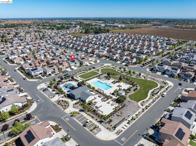 5591 Saddle Rock Ln, Antioch, CA 94531