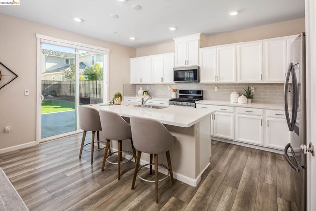 5591 Saddle Rock Ln, Antioch, CA 94531