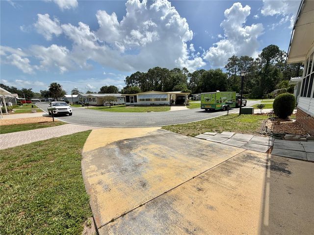 132 TAMARISK WAY, Leesburg, FL 34748