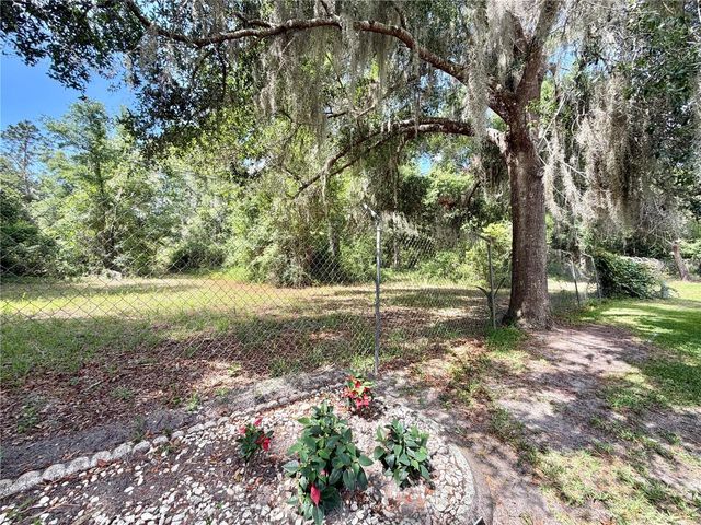 132 TAMARISK WAY, Leesburg, FL 34748