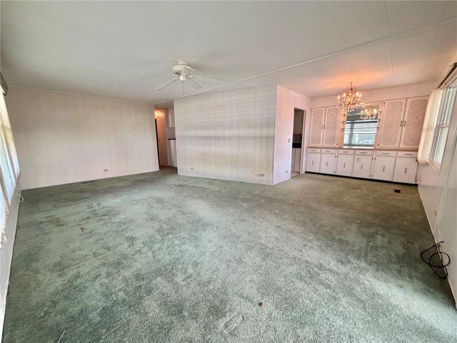 132 TAMARISK WAY, Leesburg, FL 34748