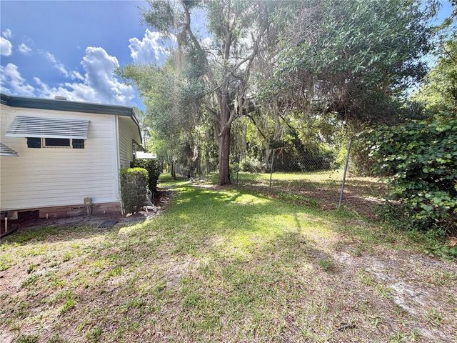 132 TAMARISK WAY, Leesburg, FL 34748