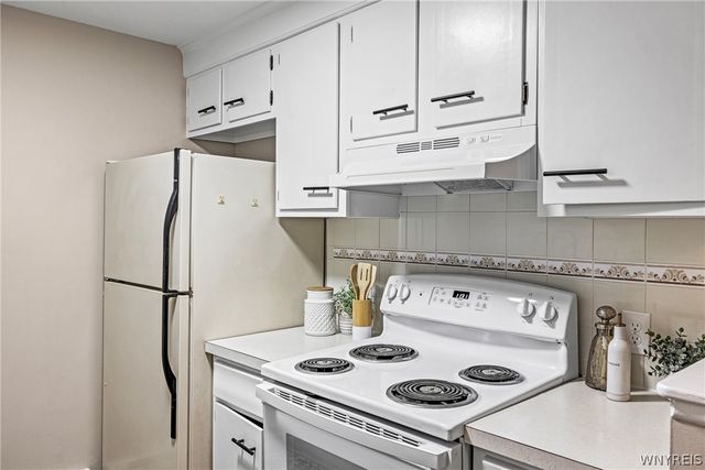 1172 Indian Church Road 16, West Seneca, NY 14224