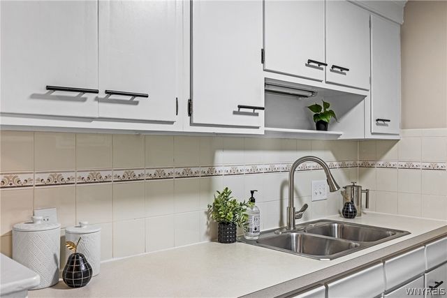 1172 Indian Church Road 16, West Seneca, NY 14224