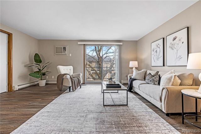 1172 Indian Church Road 16, West Seneca, NY 14224