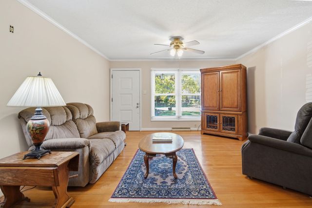 712 Yucca Ave., Myrtle Beach, SC 29577