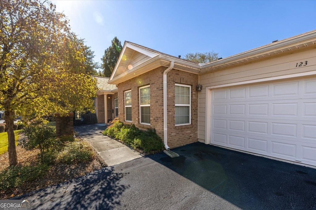 123 Villa Park Circle, Stone Mountain, GA 30087 — photo 2