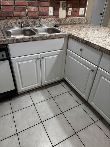 4433 Bennett LN, Virginia Beach, VA 23462