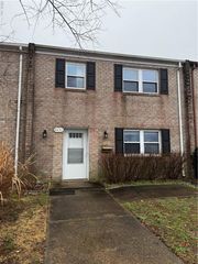 4433 Bennett LN, Virginia Beach, VA 23462