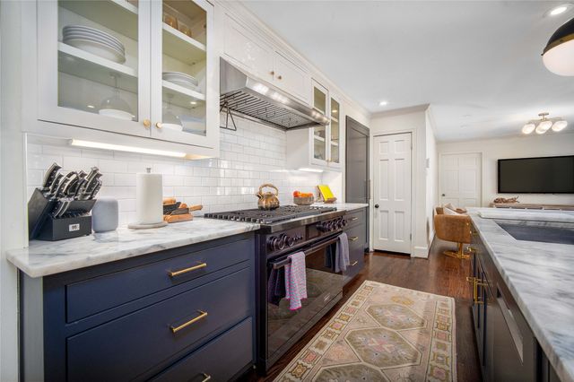 1501 Verano Drive, Dallas, TX 75218